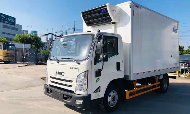 五十铃双排冷藏车